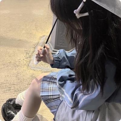 隔窗有眼